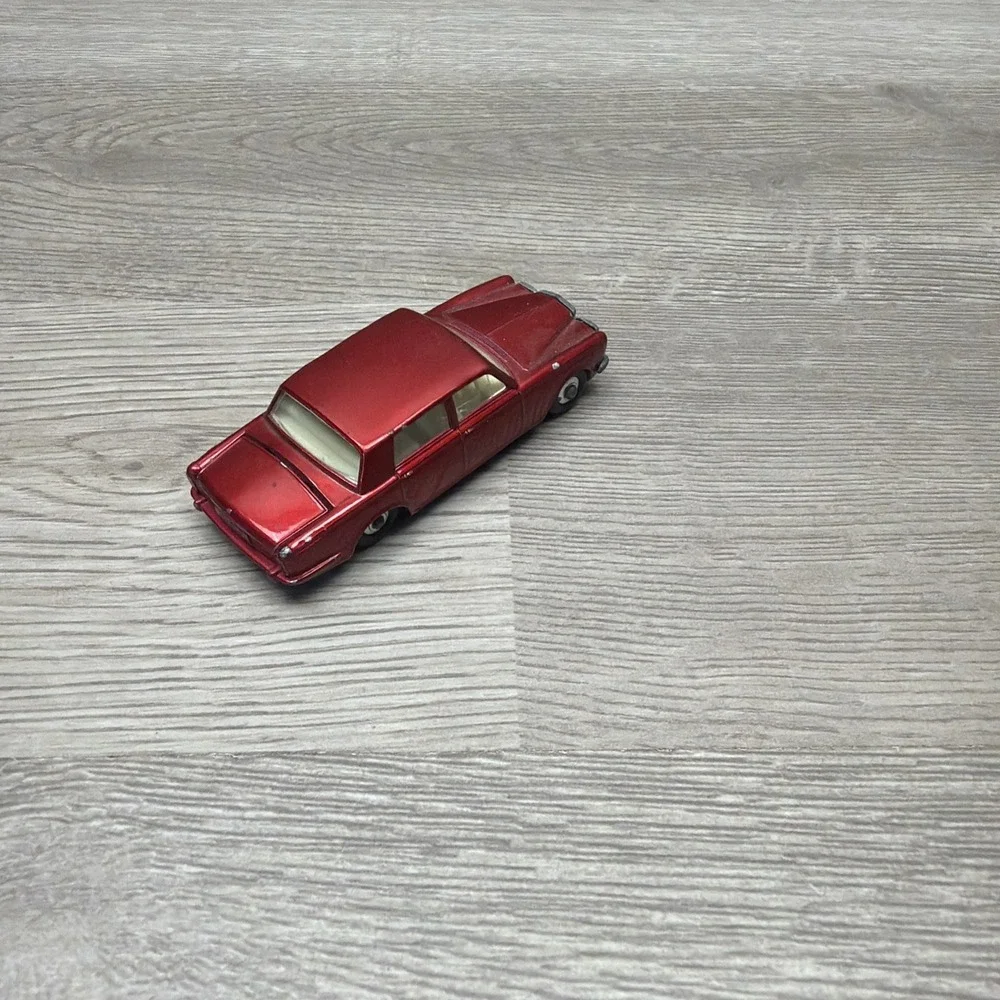 VTG Matchbox By Lesney Rolls Royce Silver Shadow #24, #18 1969 Field Car Lot